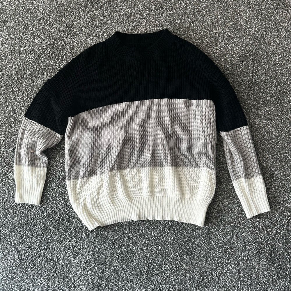 🌼 3/15 SHEIN striped sweater